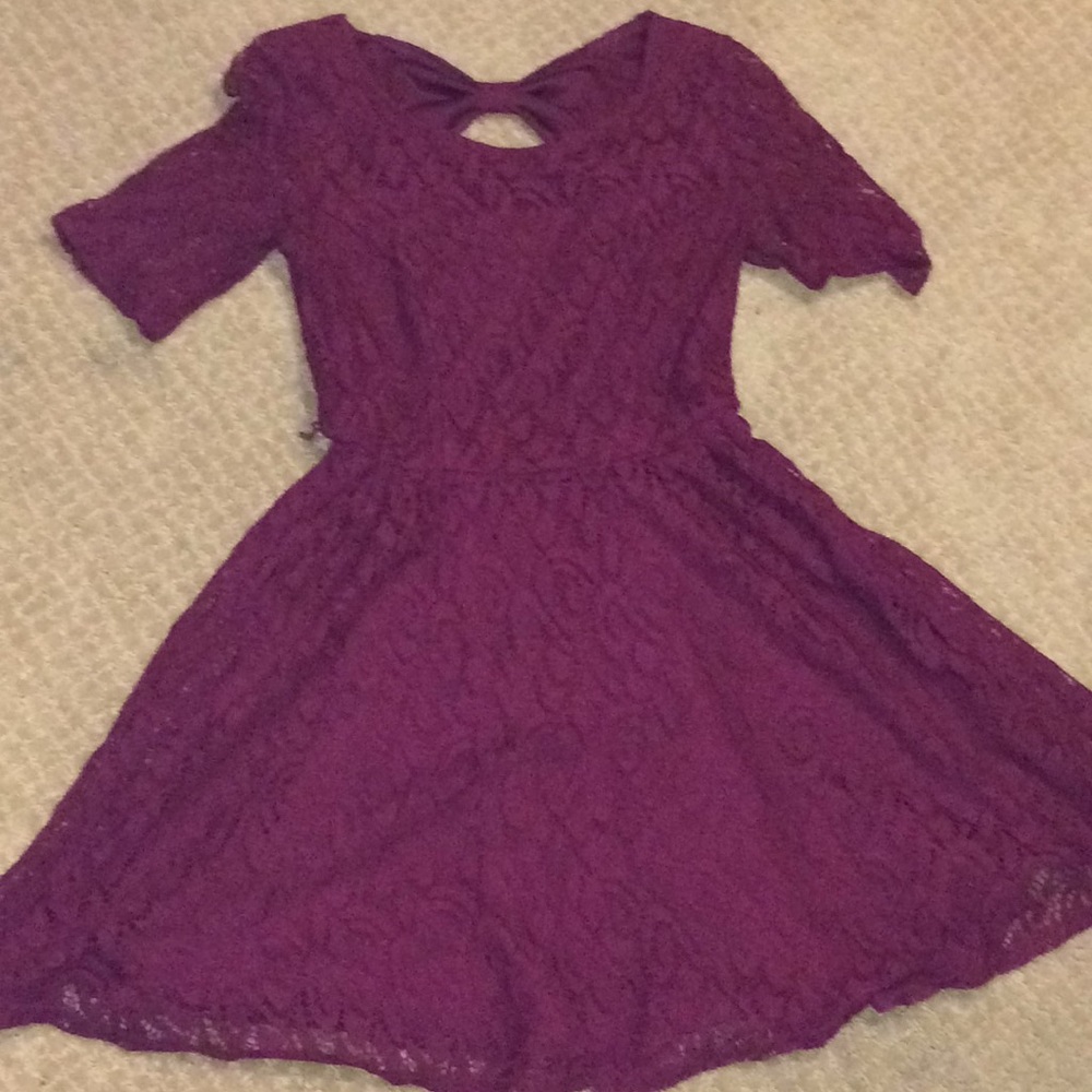 Dark Pink Patterned Dress with a Bow Back